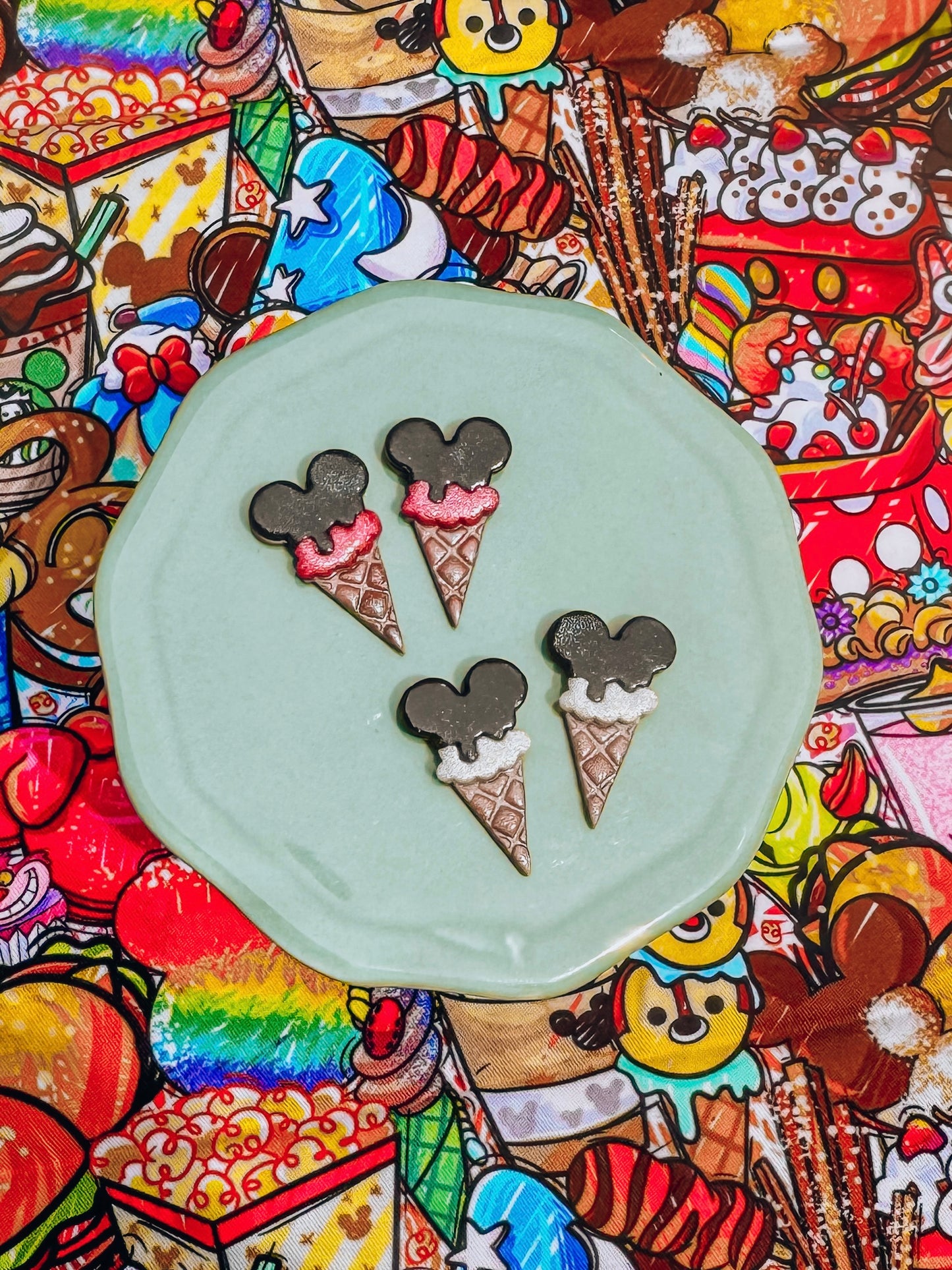 Mouse ice cream cone studs